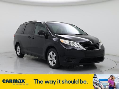 2015 Toyota Sienna LE
