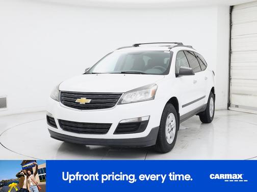 White 2017 Chevrolet Traverse LS