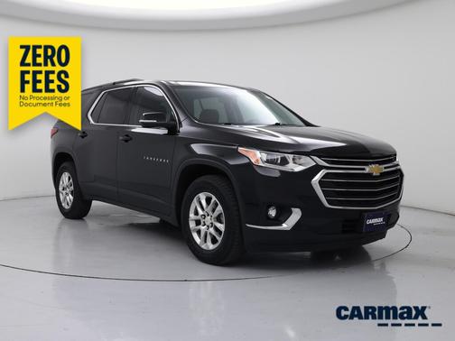 Black 2020 Chevrolet Traverse LT Cloth
