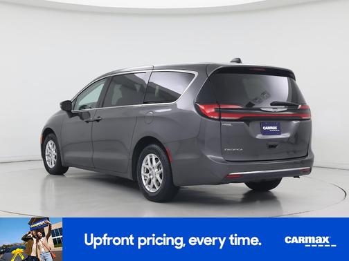 Gray 2023 Chrysler Pacifica Touring L