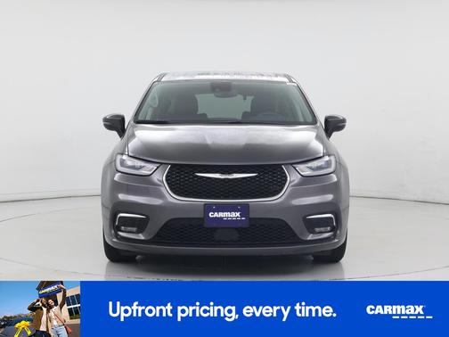 Gray 2023 Chrysler Pacifica Touring L