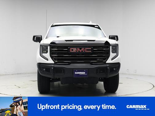 White 2023 GMC Sierra 1500 AT4X
