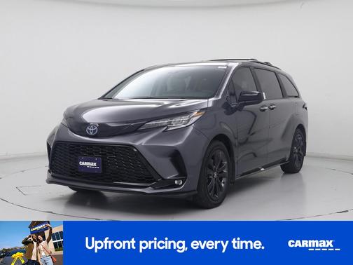 2025 Toyota Sienna XSE