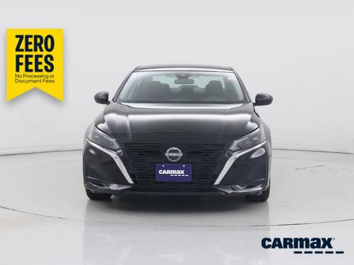 Black 2024 Nissan Altima SV