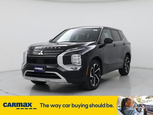 2023 Mitsubishi Outlander SE