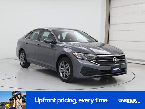 Gray 2024 Volkswagen Jetta SE