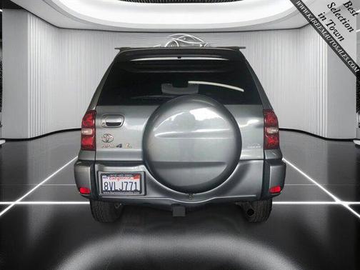 2005 Toyota RAV4 Base