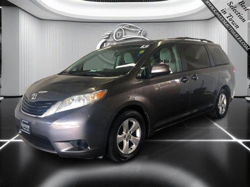 2013 Toyota Sienna LE