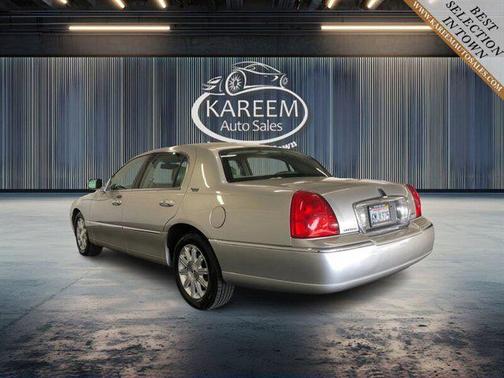 2009 Lincoln Town Car Signature