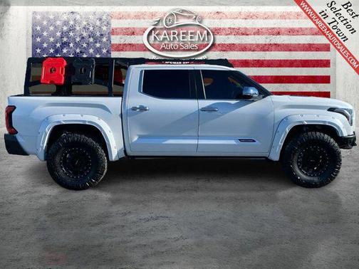 2024 Toyota Tundra Hybrid Capstone