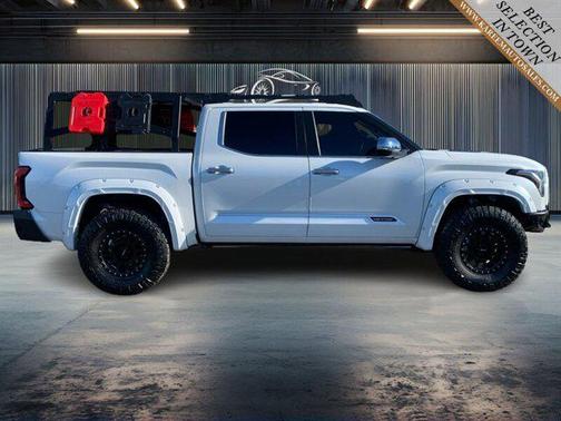 2024 Toyota Tundra Hybrid Capstone