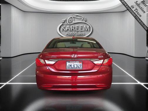 Venetian Red Metallic 2011 Hyundai SONATA GLS