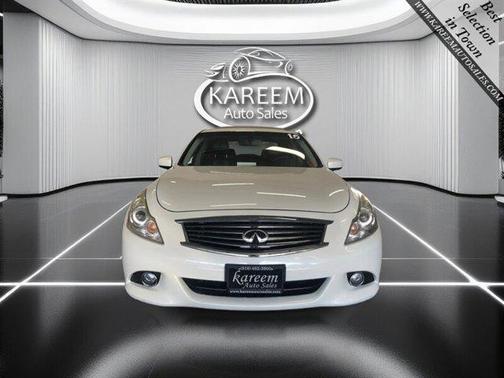 2015 INFINITI Q40 Base