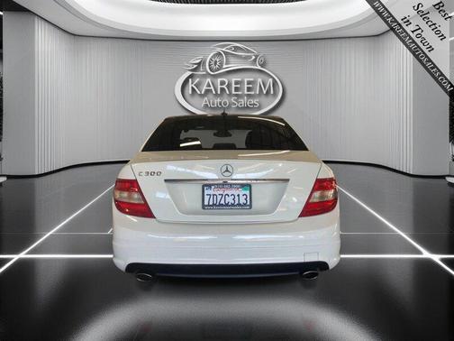 Arctic White 2010 Mercedes-Benz C-Class Luxury