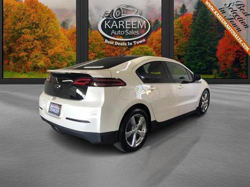 2011 Chevrolet Volt Base