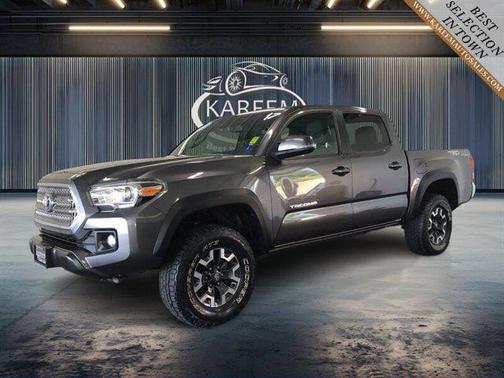 2017 Toyota Tacoma SR