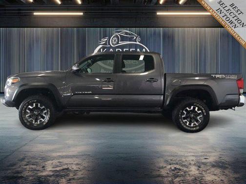 2017 Toyota Tacoma SR