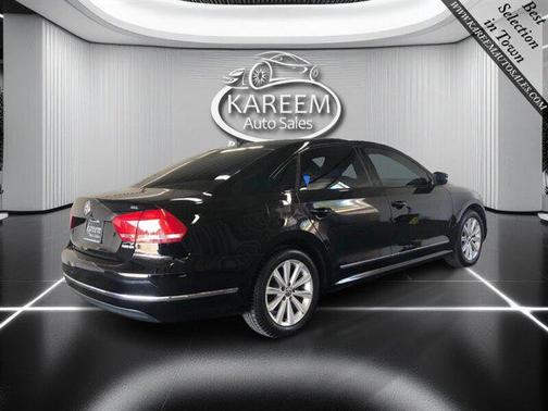 Black 2013 Volkswagen Passat 2.5 SEL Premium
