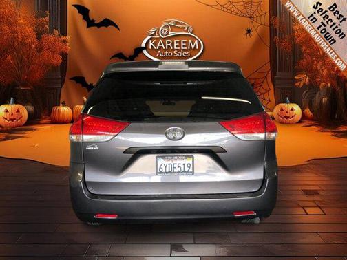 2013 Toyota Sienna SE