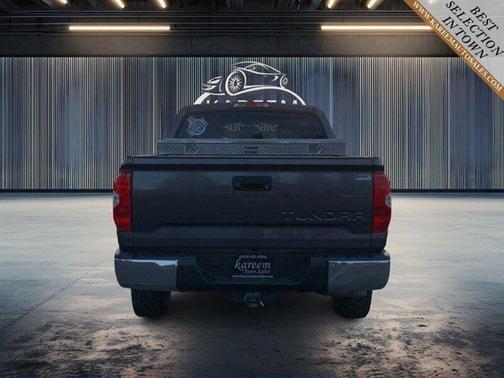 2014 Toyota Tundra SR5