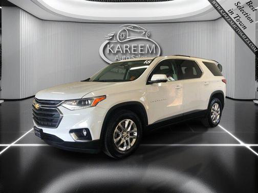 Summit White 2018 Chevrolet Traverse LT Cloth