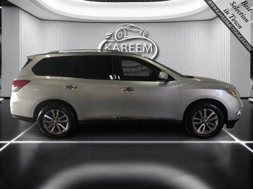 2016 Nissan Pathfinder SL