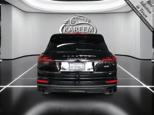 2016 Porsche Cayenne Turbo S