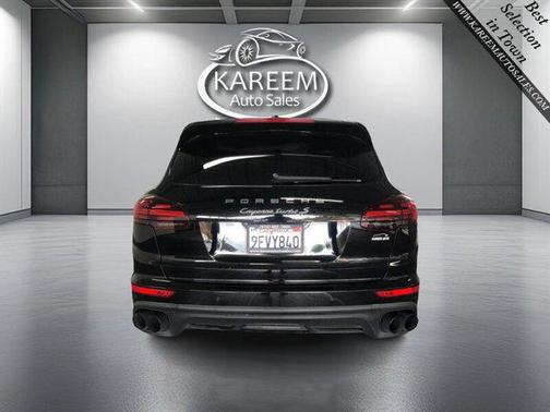 2016 Porsche Cayenne Turbo S