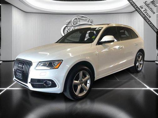 2017 Audi Q5 2.0T Premium Plus