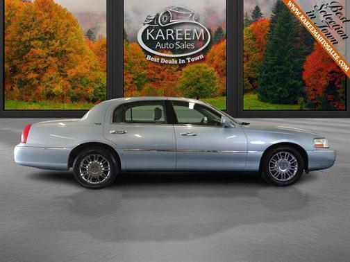 2009 Lincoln Town Car Signature