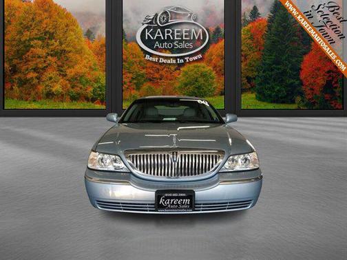 2009 Lincoln Town Car Signature