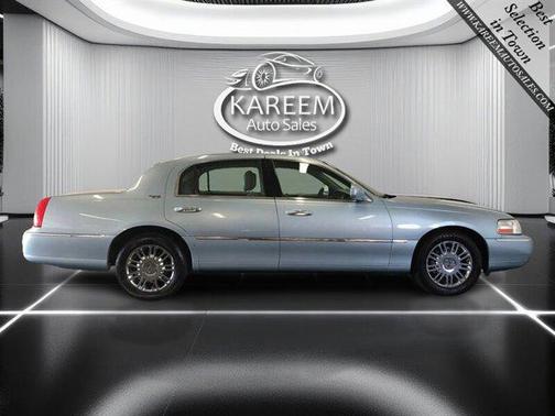 2009 Lincoln Town Car Signature