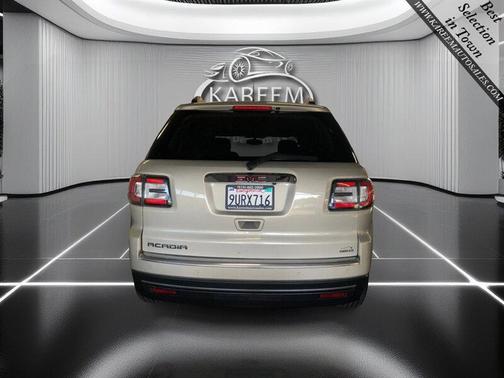 Champagne Silver Metallic 2015 GMC Acadia SLT-1