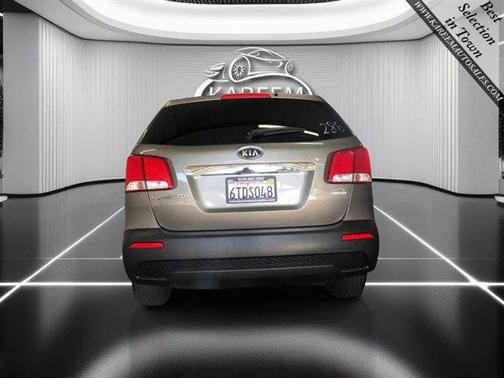 2012 Kia Sorento LX