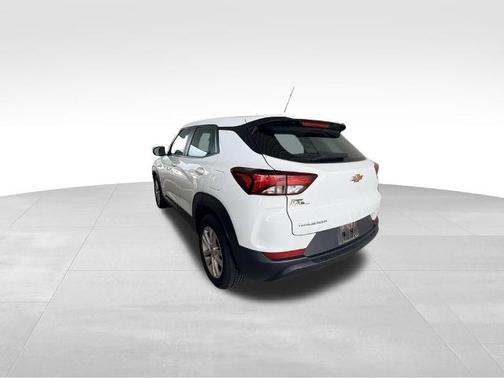 Summit White 2023 Chevrolet Trailblazer LS
