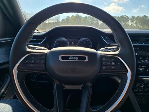 2024 Jeep Grand Cherokee LAREDO