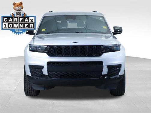 2024 Jeep Grand Cherokee LAREDO