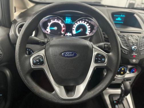 2017 Ford Fiesta SE