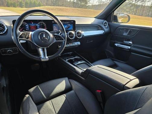 2025 Mercedes-Benz GLB 250 BASE