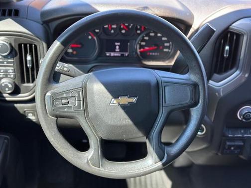 2024 Chevrolet Silverado 2500 CUSTOM