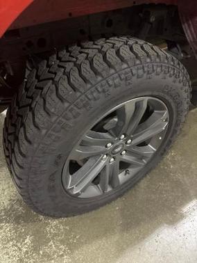 HOT PEPPER RED MET TINTD CC 2023 Ford F-150 XLT