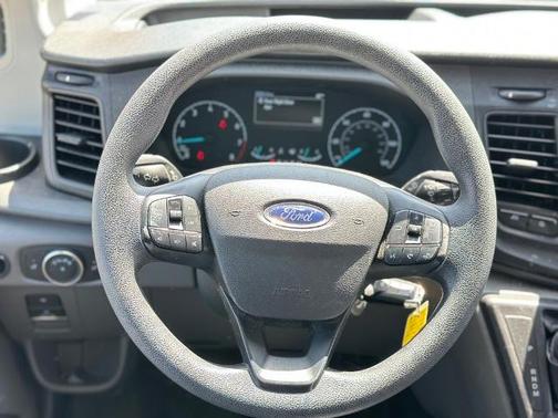 2022 Ford Transit-250 BASE