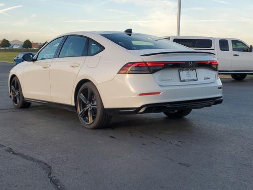 2024 Honda Accord Hybrid Sport-L