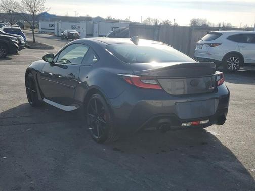 2025 Toyota GR86 Premium