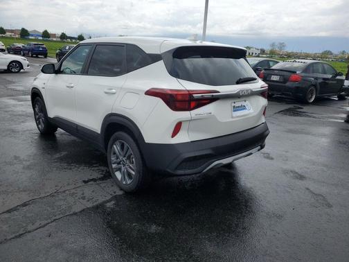 2022 Kia Seltos LX