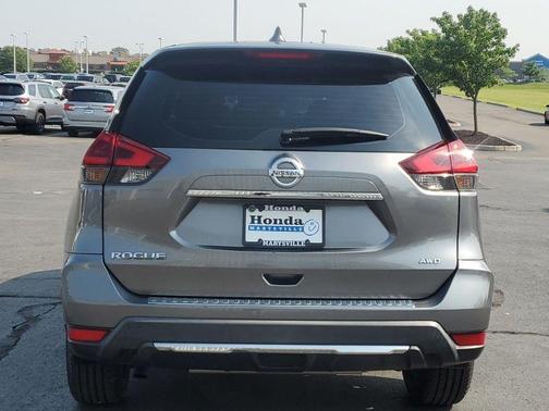 2020 Nissan Rogue S