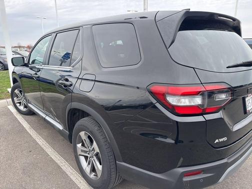 2023 Honda Pilot EX-L 7-Passenger