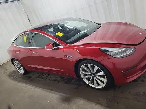 Red Multi 2018 Tesla Model 3 Long Range