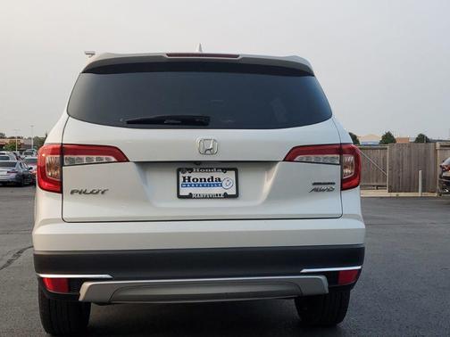 2020 Honda Pilot Touring 8-Passenger