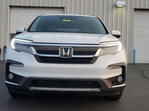 2020 Honda Pilot Touring 8-Passenger